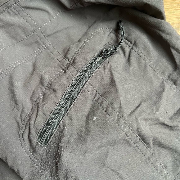 Patagonia women’s board shorts - Picture 5 of 7